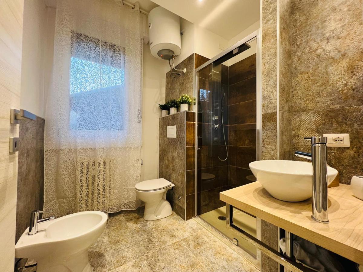 Suite Del Ponte วาเรเซ ภายนอก รูปภาพ